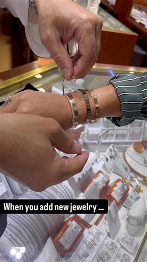 We all love good vibes, feel attractive with good energy! Getting a new piece of jewelry once in a while makes you feel just like that! Lucky, happy, beautiful… and when you feel like that no-one stops you! The world is Yours❤️ Visiting us is like a NATURAL REMEDY, … That is why so many call @richardsgemsandjewelry OUR HAPPY PLACE❣️ 🌴 For over 42 years, we’ve been Miami’s trusted jeweler, offering a breathtaking selection of engagement rings, wedding bands, eternity bands, and exquisite gemston