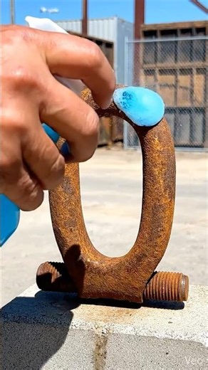 Extreme Rust Removal on a Heavy-Duty U-Bolt 🔩🔥
