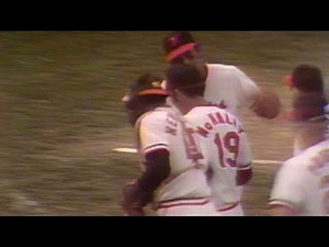 McNally K's Oliver for final out of Game 1 of '71 WS