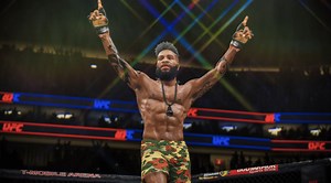 UFC 4: How to Touch Gloves