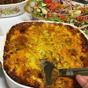 Macaroni Pie (with beef) 😋 Full recipe https://youtu.be/zv6Wly8qW7w | Racquel's Caribbean Cuisine