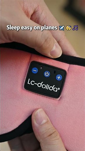 Travel plane artifact -Bluetooth Headphones