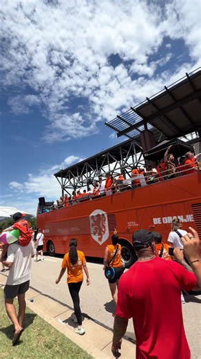 Netherlands fans in Dallas FIFA motorcade highlights