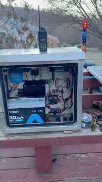 New solar powered G.M.R.S. Repeater build | with battery level monitoring