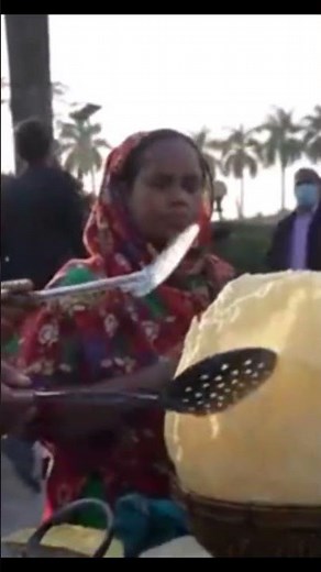 “Street Food Magic: Making Papadam from Scratch”