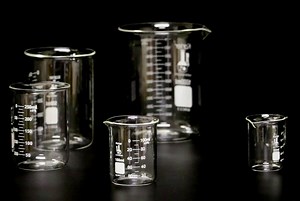 Glass Low Form Beaker Set, 6 Sizes - 10, 50, 100, 250, 500, and 1L, 3.3 Borosilicate Glass, Karter Scientific