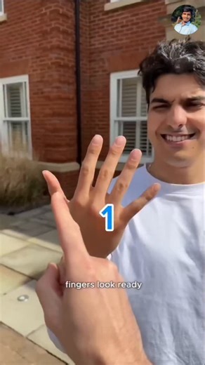 FO RI D on Instagram: "11 finger 😱😱"