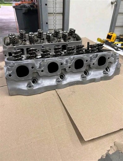 Big Block Chevy Aluminum Heads for Sale in PHILADELPHIA, PA