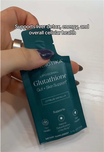 Daily detox in a squeeze #wellnessfind #detoxsupport #glutathione #healthygirleras #wellnesstiktok