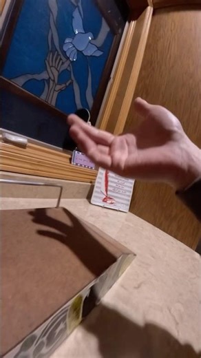 learned a new fingerboard trick 👀, what’s this called? #fingerboard #fingerboarding