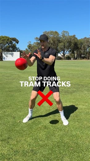 COMMENT “TOUCH” and I’ll send you my 3 favourite random touch drills. Tram tracks give you reps. Games demand chaos. If your hands fall apart under pressure, it’s not a reps issue. It’s a perception and timing issue. Cleaner hands come from unpredictability. Different flights. Late adjustments. Finding the W more efficiently. Stop chasing junk touches. Train for the game, not the drill. #afl #localfooty #aflw #australianrulesfootball | JJ's High Performance