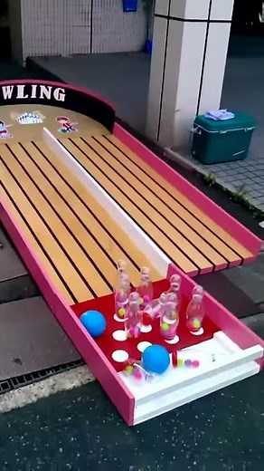 縁日ゲーム バンクボーリングならぬ、完全オリジナルのUターンボーリング。