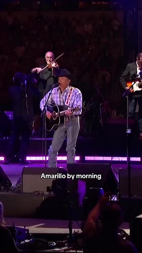 George and Alan Jackson's Amarillo By Morning Performance