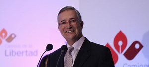 Caen 40.8% las acciones de Elektra en la BMV