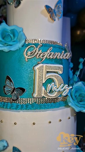 Detrás de Cámara de la Torta para 15 Años
