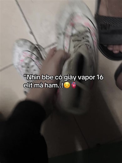 Top Women's Soccer Cleats: Vapor 16 Elite Review