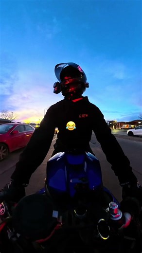 Can’t help my self🤷‍♂️😂 #bikelife #biker #relatable