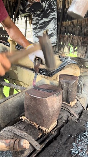 Part of the process of making rubber tapping tools #fyp #fypshortシ゚viralシ #blacksmith #blacksmithing