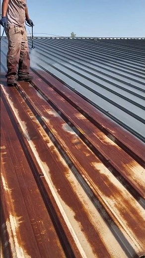 Rusty and Aging Colored Steel Roof Spray Painting Renovation Process