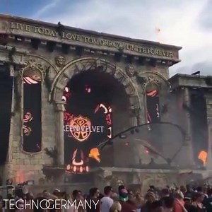 Techno Germany Green Velvet at Tomorrowland | Techno Warehouse