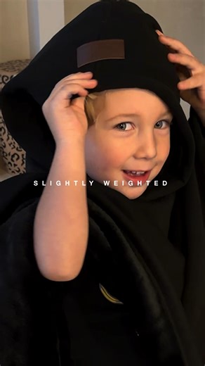 Got a kid who loves Harry Potter, Star Wars, and all things wizards? 🧙‍♂️✨ Meet Mini Eden — the weighted cloak made for little imaginations and calmer nervous systems. The cloak designed for cozy adventures. From movie nights to bedtime stories, Mini Eden helps your child feel safe, hugged, and relaxed. ✨ Slightly weighted = feels like a gentle hug 🌌 Perfect for wizard, Harry Potter & Star Wars–obsessed kids 😌 Made for anxiety relief, winding down, and better sleep 👨‍👩‍👧‍👦 Now in kids adu