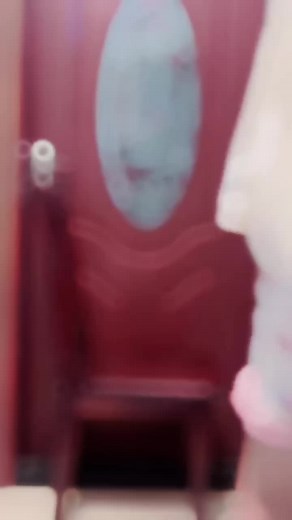 不愧是包臀裙，我这种屌丝穿都好看#撑腿变装#反差#臀腰比