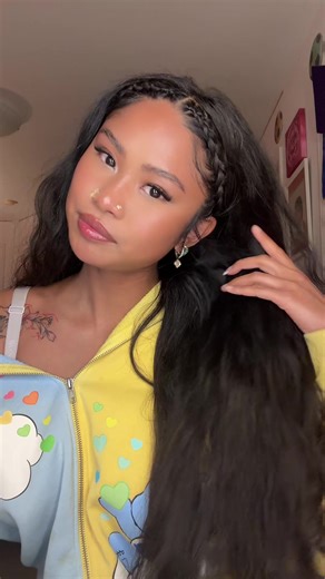 LARRY NEM (@moanatease)’s video of Makeup No Makeup Look