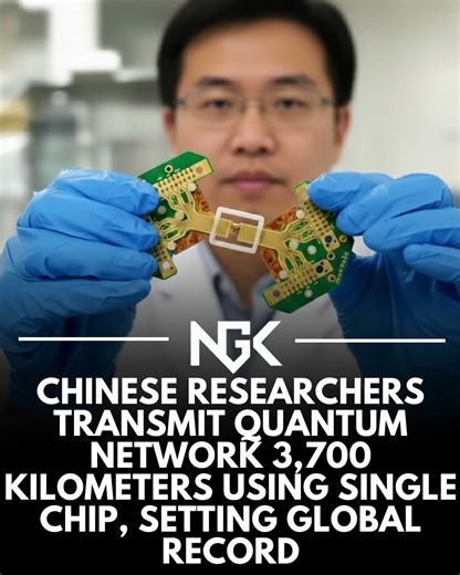 Chinese researchers from Peking University have achieved a groundbreaking milestone in quantum communication by developing the world's first large-scale quantum key distribution (QKD) network using integrated photonic quantum chips. Published in Nature on February 12, 2026, this twin-field QKD system connects 20 users in parallel without trusted relays, with each pair securely transmitting keys over 370 km of optical fiber—surpassing the repeaterless bound. The aggregate networking capability re