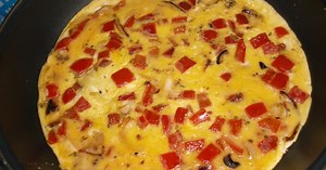 Omelette aux poivrons rouges facile