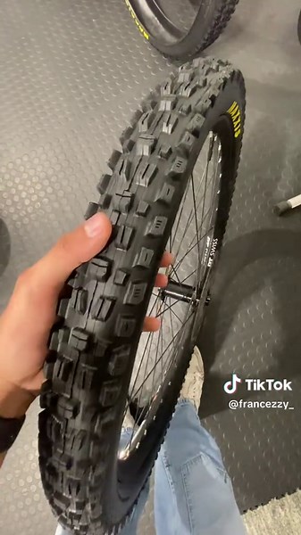 Race Week: Get Ready for Downhill Enduro MTB Challenges