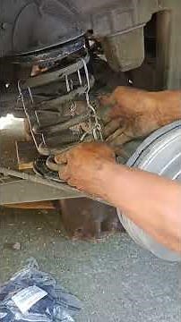 Replace rubber on coil spring Toyota Avanza