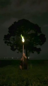 @the odd prop shop We need this staff!!! FETCH THE TREASURY IMMIDIATELY! 👀🤌🏼💰💰💰#fantasy #fire #trick #dnd #vikings #staff #prop #pyrotechnics #magic | Tank Tolman