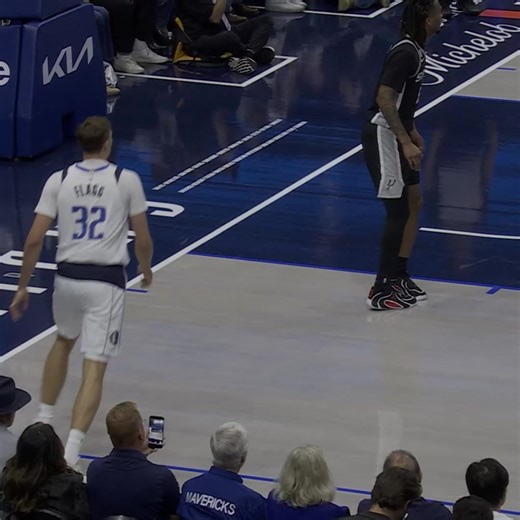 Unleash your skills in the new NBA 2K Mobile Season 7! | NBA2K Mobile