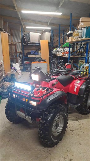 Bit late to the tyre paint trend ✌️#honda #450 #ireland🇨🇮 #limiter #farmqaud #hondaforeman450 #quad