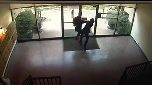 A brazen purse snatching of an elderly woman is caught on camera. The suspect's bold look that may help cops catch her: http://4.nbcla.com/Mqqmkyy | NBC LA