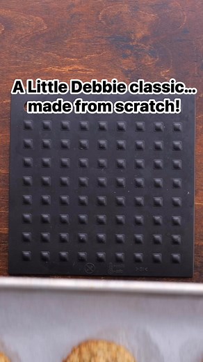 19K views · 152 reactions | It’s the childhood classic we still love..made from scratch! If you love oatmeal cream pies..this is the recipe for you! Recipe  | The Southern Lady Cooks | Facebook