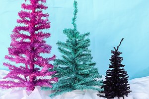 How to Paint Christmas Trees