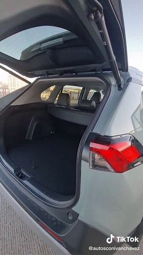 Explore the Interior of the Toyota Rav4 2021