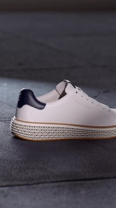 Take a look inside. It’s bouncy in here. | Cole Haan