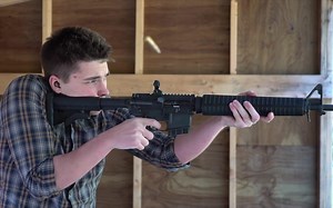 【AR15】$500的中国货对比$1500的柯尔特