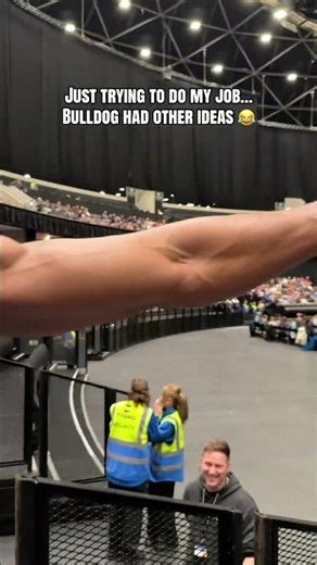 Just globe-trotting off with my camera! 😱😂 #harlemglobetrotters #100YearTour