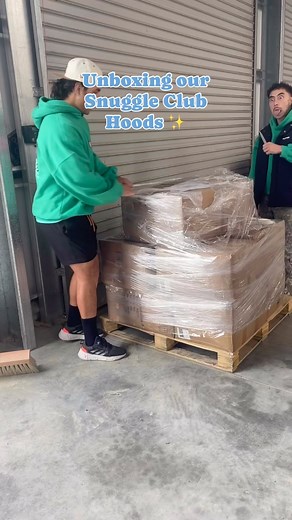 Unboxing our Snuggle Club Hooded Blankets ❤️‍🔥 These are next level cute & snuggly! With your guys input we decided to do size 2Y - 8Y for kids & OSFM for adults as not many of you wanted the tween sizing but if you did we figured you could just go for the adults as most kids wear them no matter what the size! 😅 I guess the big question is… WHEN DO YOU WANT US TOO RELEASE THEM?! 🍿🍭🎥🎬🎞️🍭🍿 | Kieki Culture