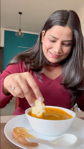 Creamy & Comforting * Carrot- pumpkin soup* #15minsrecipe #soup
