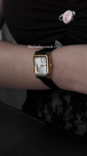 This leather watch >>> SHOP NOW 🛒 #hbjewelry #watch #hypoallergenic #nontarnishjewelry #leatherwatch