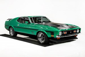1971 Ford Mustang Mach 1 Packs Stroked Surprise With More Power Than a Cobra Jet