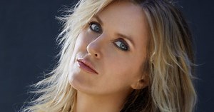 Liz Phair - Spanish Doors (Official Music Video)