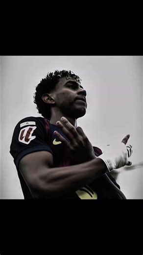 Open collab for 300 subs 🥳•first soccer edit in a long time •#lamineyamal #lamineyamalskills