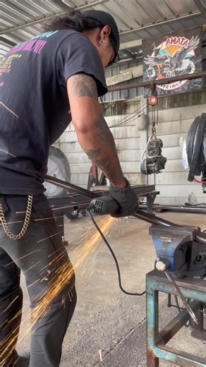 Long Fork Springer Chopper Style for Harley Davidson