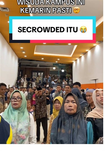 Siapa yg kemarin wisuda utb di harris, gimana keluaran wisuda nya ? 😭😭 #wisuda #graduation #utb #freelancefotograferbandung #fotowisudabandung