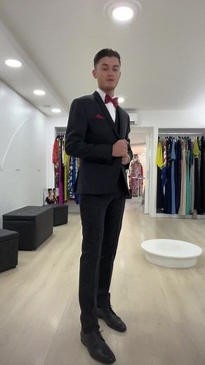 Stylish Formal Attire for Modern Events